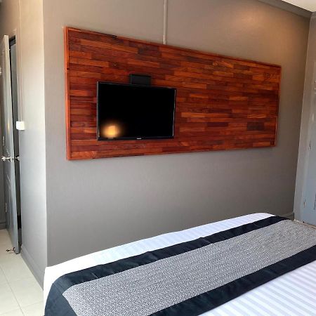 Patuxay Place Виентиане Екстериор снимка
