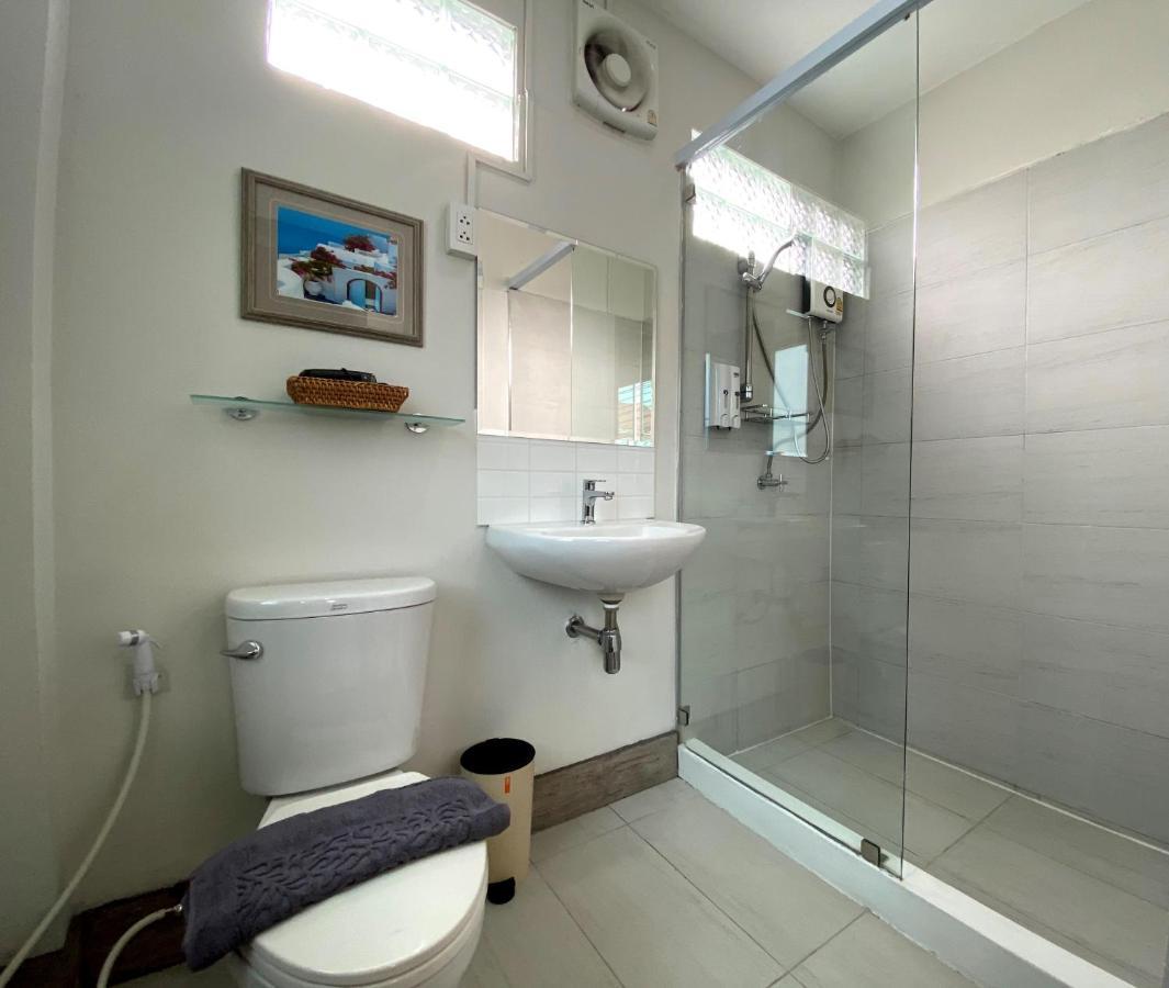 Patuxay Place Виентиане Екстериор снимка