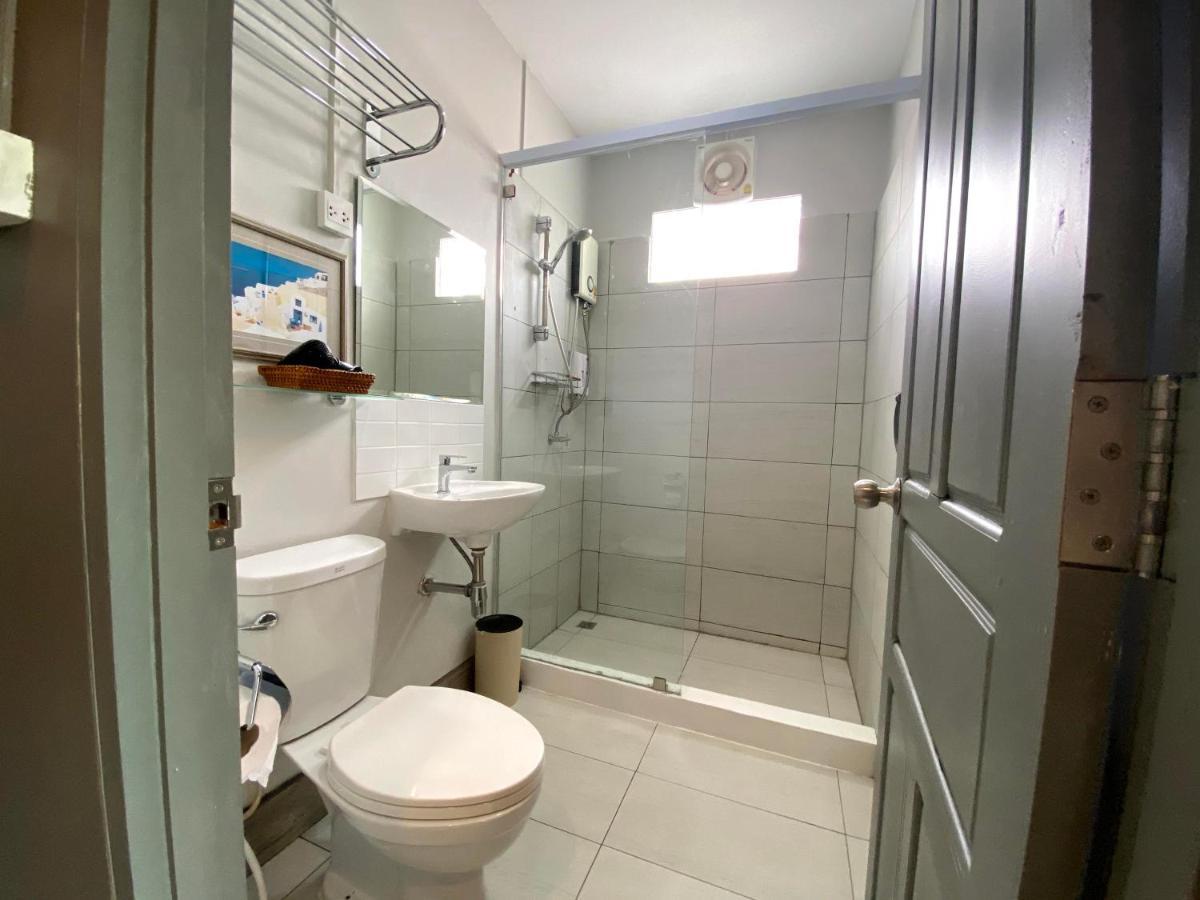 Patuxay Place Виентиане Екстериор снимка