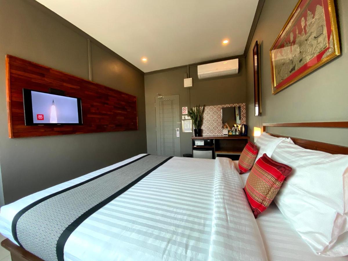 Patuxay Place Виентиане Екстериор снимка
