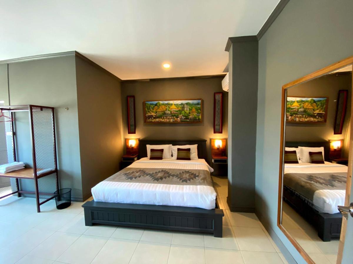 Patuxay Place Виентиане Екстериор снимка